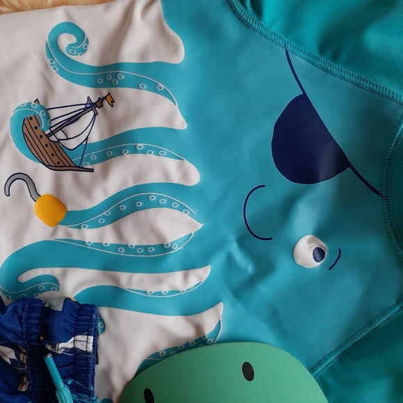 ❌SOLD❌12mo SWIM 🏊♂️ bundle - Picture 2 of 8